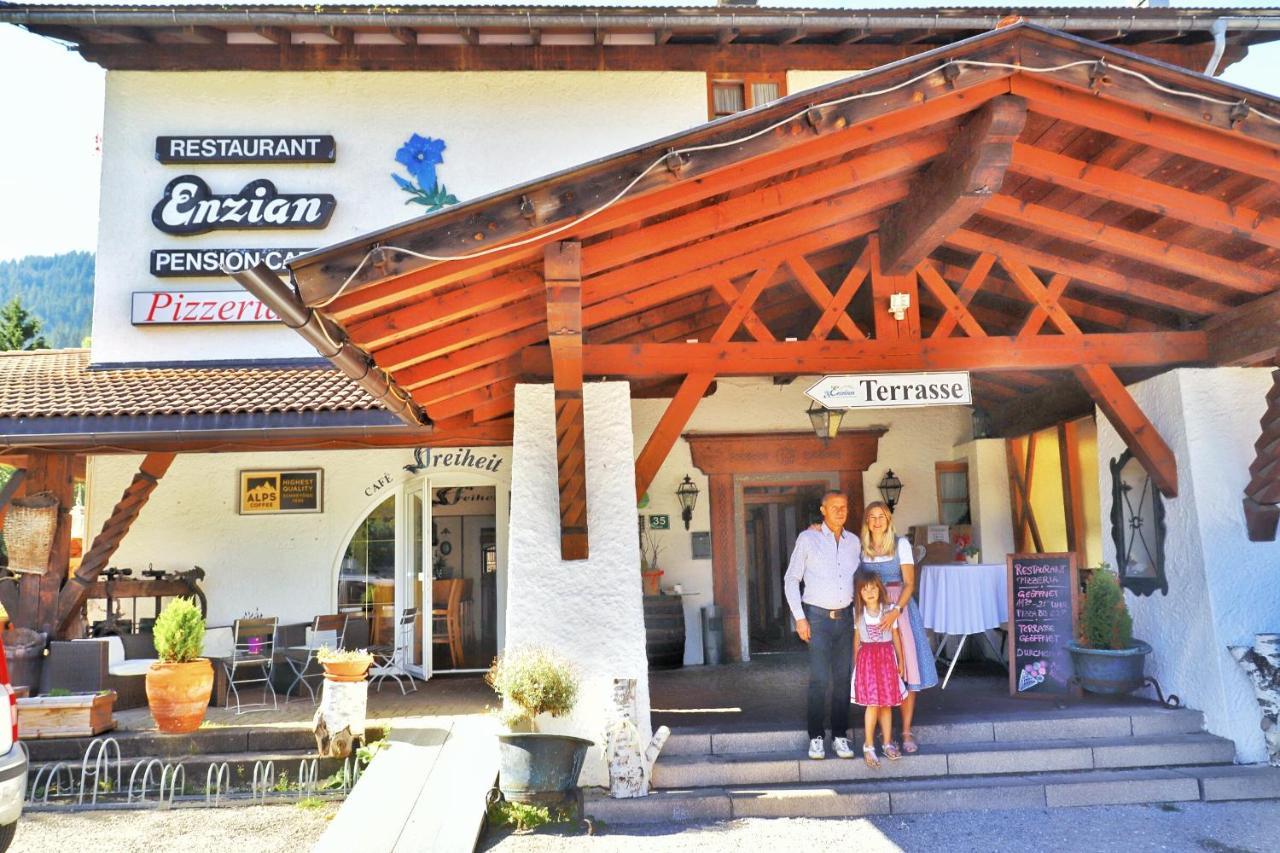 Gasthof Enzian Tannheim Exterior foto